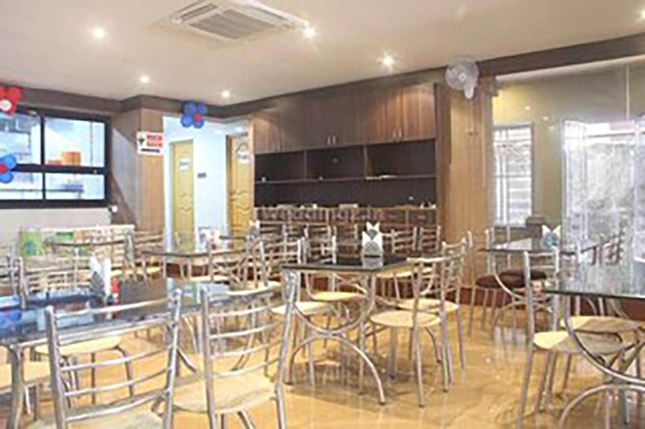 The Lavender Hotel Bhubaneswar Esterno foto